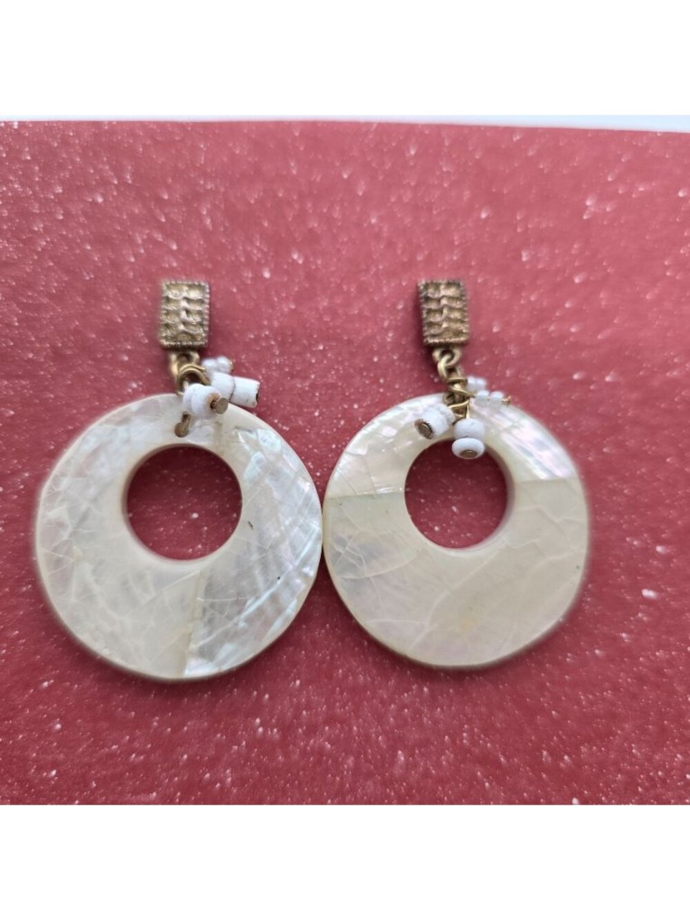 Acrylic Faux Mother Of Pearl & White Bead Hoop Earrings Vintage